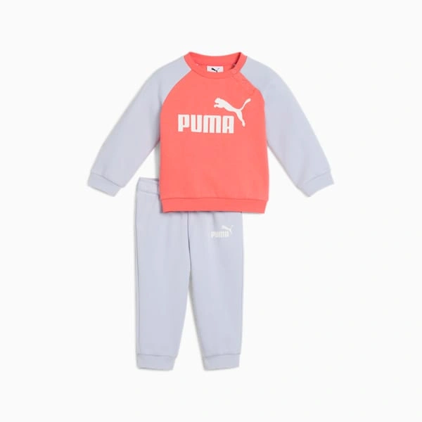 Completo Puma Minicats: il duo perfetto per i piccoli esploratori! Raglan e pantaloni, comfort e stile in un unico set, per avventure senza fine.